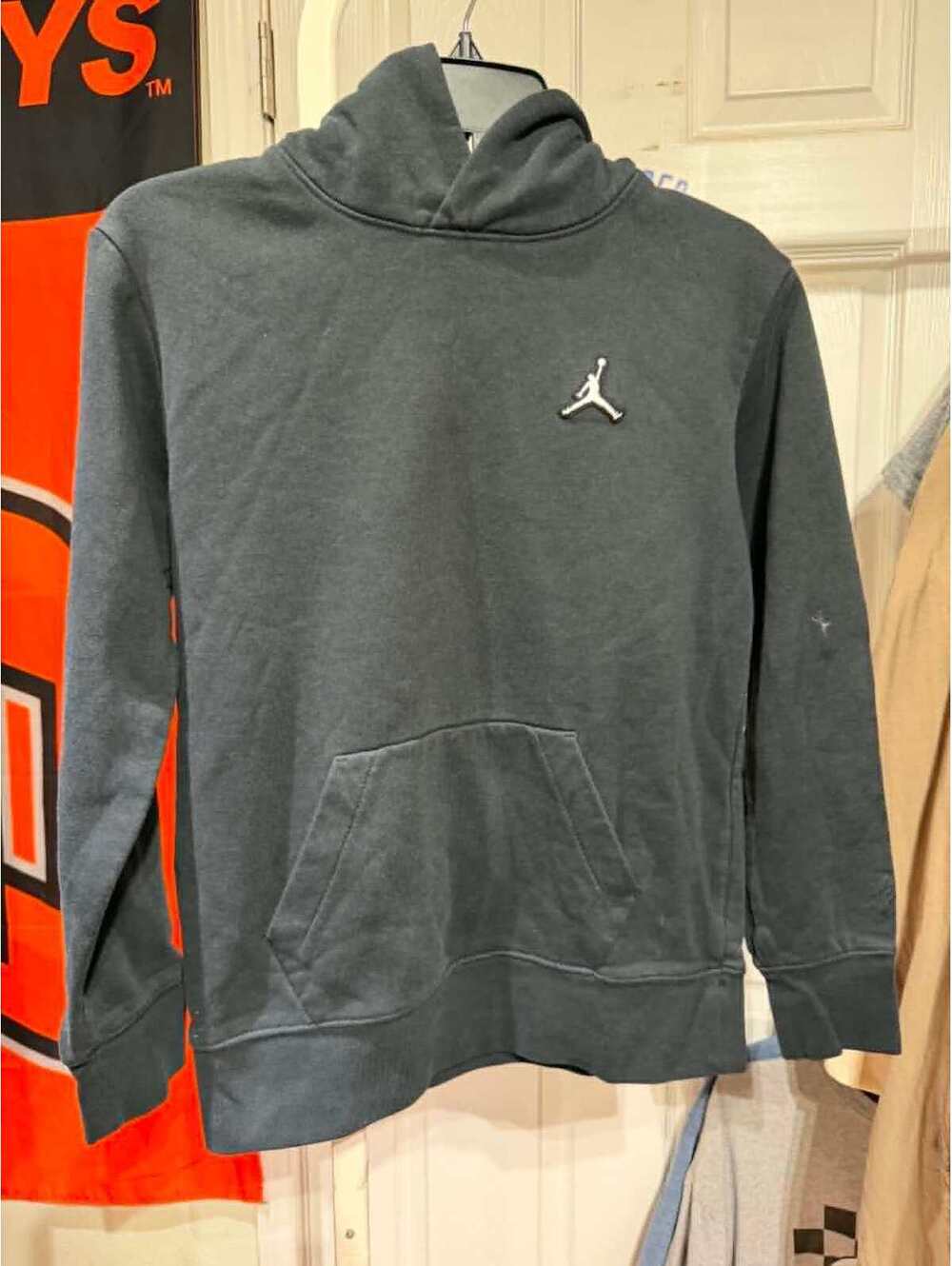 Jordan Youth Large Black Pullover Hoodie with Front Pocket and Jumpman Logo